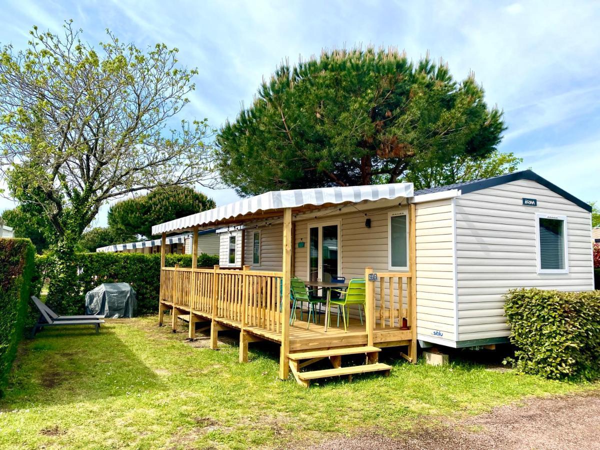 Mobil Home Excellence 6 Personnes Au Camping Mer Et Soleil, Saint George D'Oleron Les Sables Vignier Exterior foto